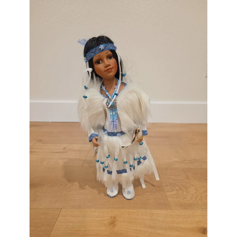 Cholena Native American Doll #40534 - Picture 8 of 8